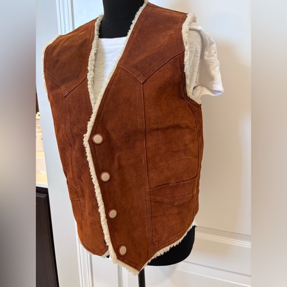 Sweaters - Vintage Leather Cozy Lined Vest